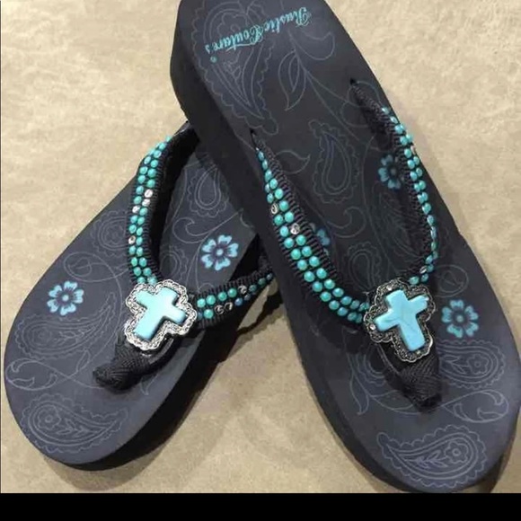 Flip Flops - Picture 2 of 4